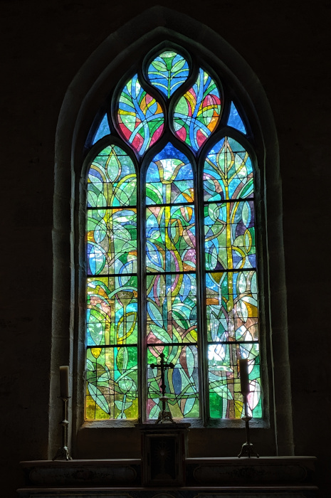 Le vitrail de Hung Rannou à Chapelle de Kersaint Notre-Dame de Bon Secours (2017)