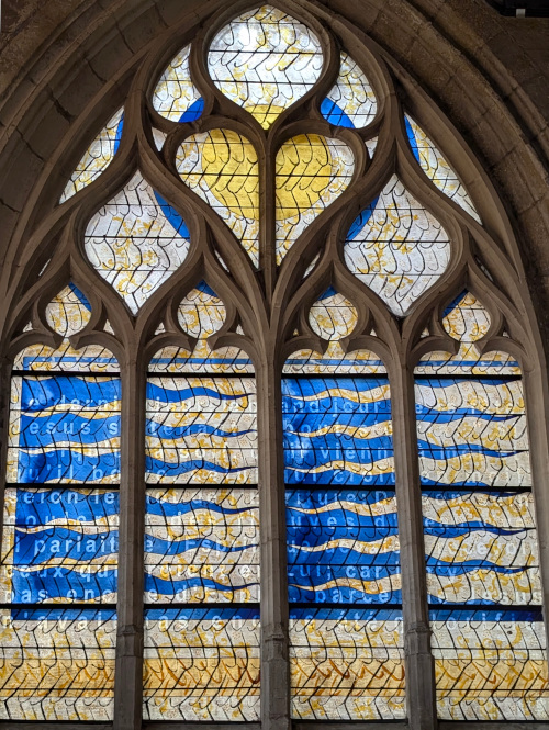 Les vitraux de Gilles Rousvoal à l'église Saint-Crépin de Château-Thierry (2004)