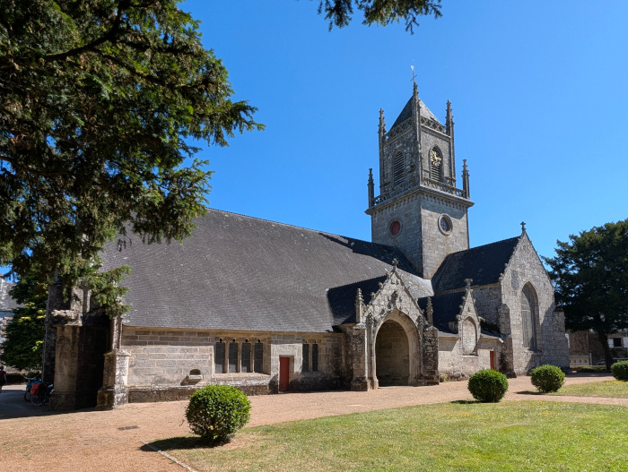Église Saint-Pierre-et-Saint-Paul de Langonnet