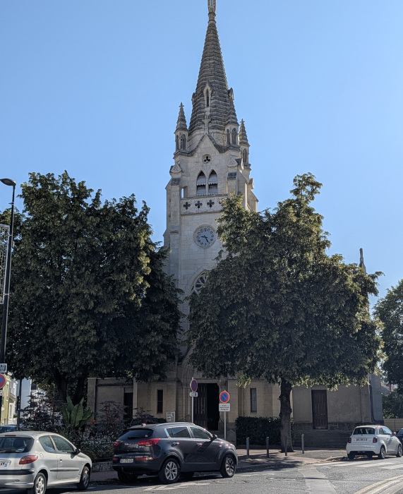Église Sainte Jeanne-d 'Arc de Vichy