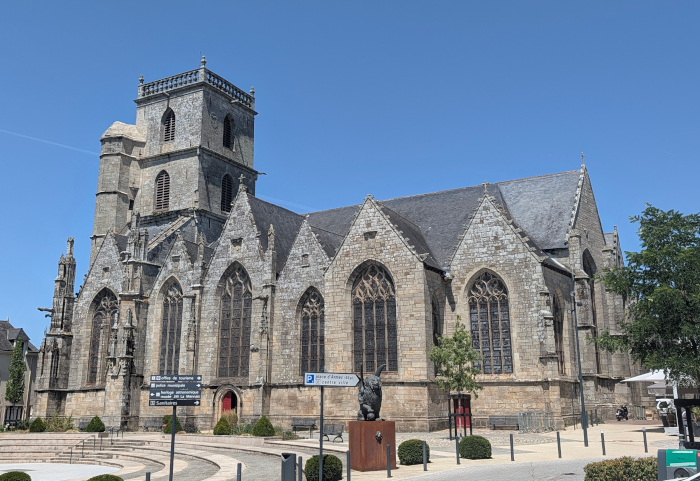 Église Saint-Armel de Ploërmel